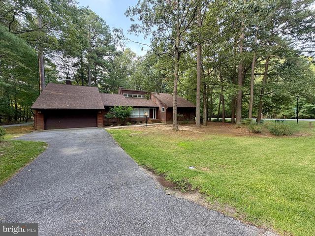 11832 WOLLASTON CIR, Issue, MD 20645
