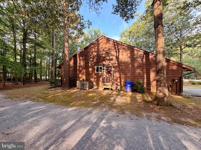 11832 WOLLASTON CIR, Issue, MD 20645