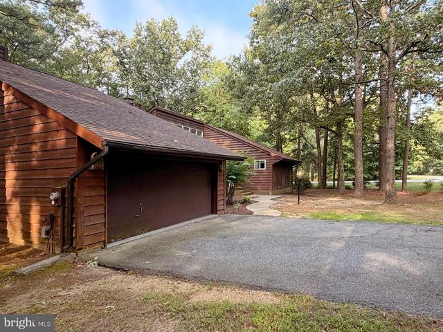 11832 WOLLASTON CIR, Issue, MD 20645