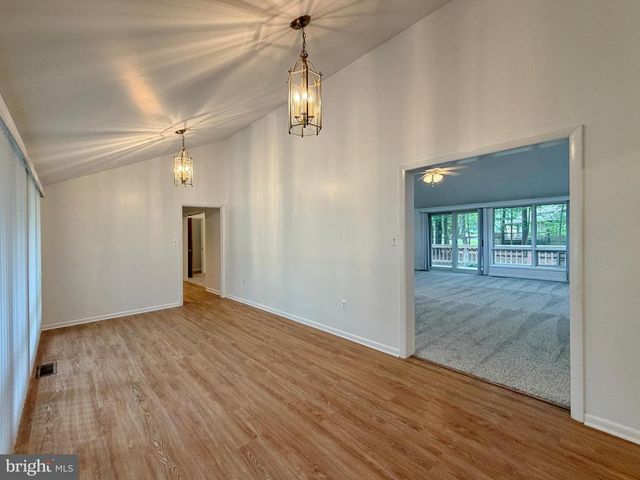 11832 WOLLASTON CIR, Issue, MD 20645