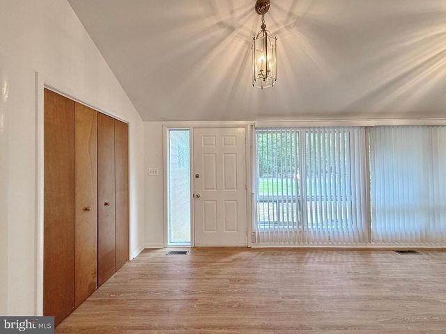 11832 WOLLASTON CIR, Issue, MD 20645