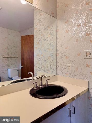 11832 WOLLASTON CIR, Issue, MD 20645
