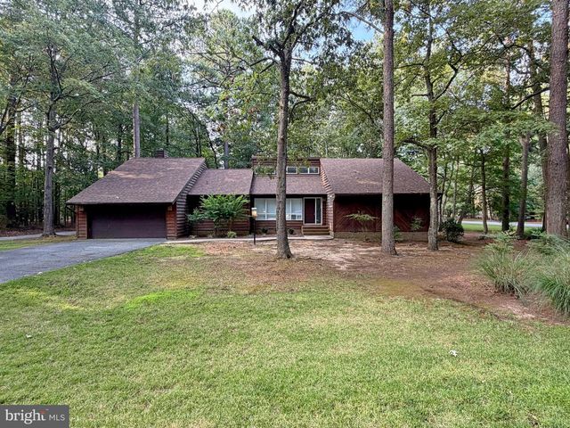 11832 WOLLASTON CIR, Issue, MD 20645