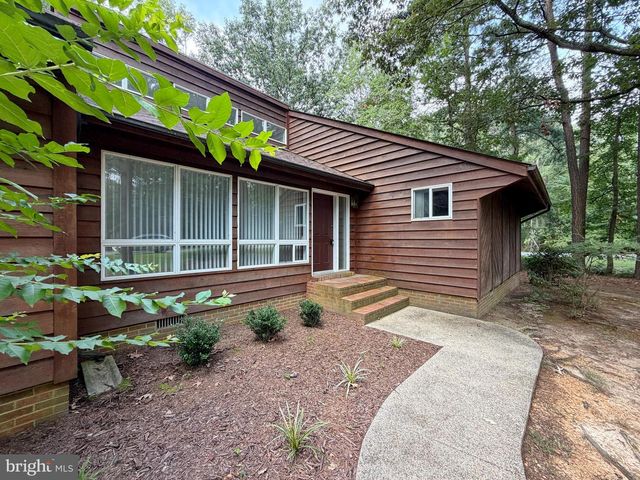 11832 WOLLASTON CIR, Issue, MD 20645