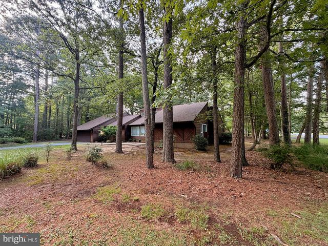 11832 WOLLASTON CIR, Issue, MD 20645