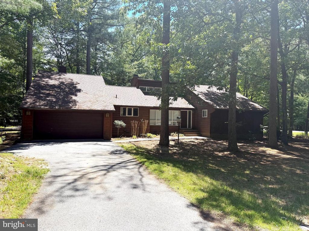 11832 WOLLASTON CIR, Issue, MD 20645
