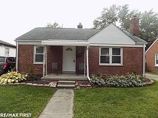 23830 Deziel Street, St Clair Shores, MI 48082
