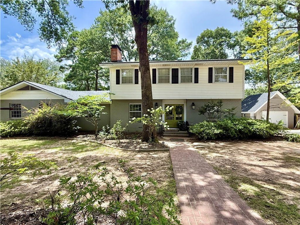 308 S Utah Avenue, Russellville, AR 72801