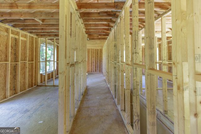 1004 Crow Gap, Chickamauga, GA 30707