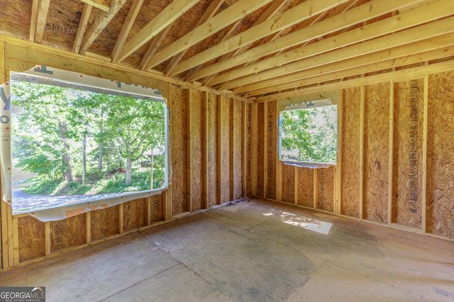 1004 Crow Gap, Chickamauga, GA 30707