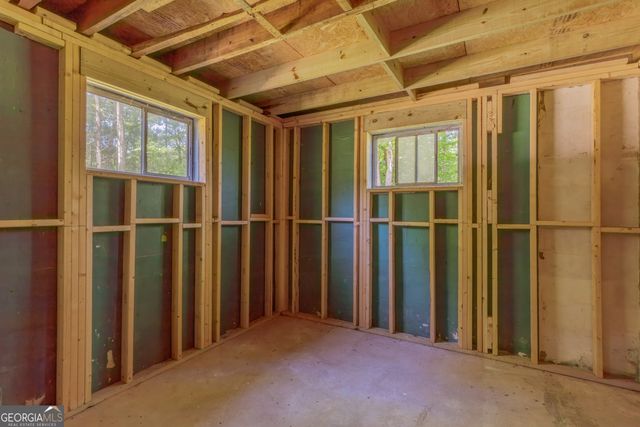 1004 Crow Gap, Chickamauga, GA 30707
