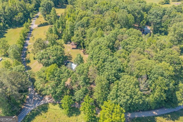 1004 Crow Gap, Chickamauga, GA 30707