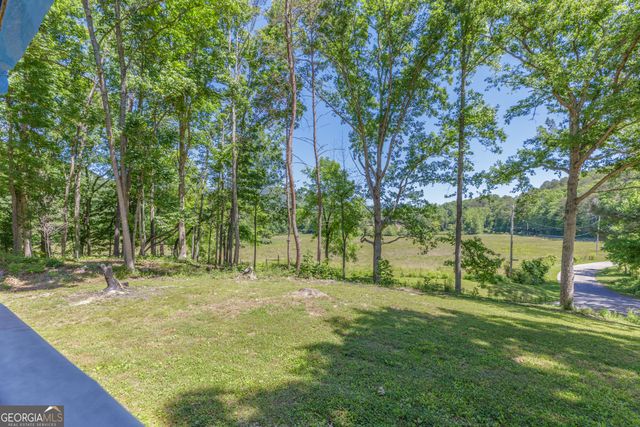 1004 Crow Gap, Chickamauga, GA 30707