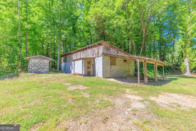 1004 Crow Gap, Chickamauga, GA 30707