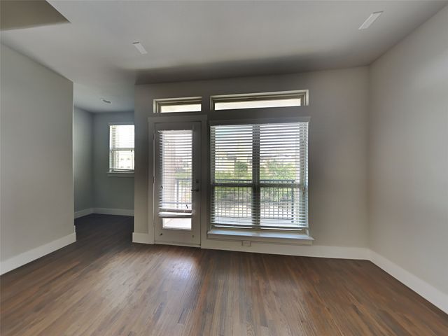 1318 Palm Springs Lane, Dallas, TX 75204