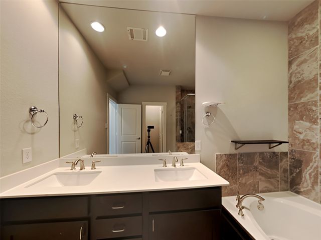 1318 Palm Springs Lane, Dallas, TX 75204