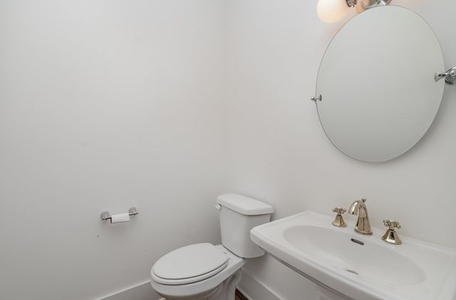 619 W Spring St, Lebanon, TN 37087