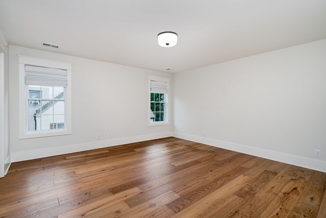 619 W Spring St, Lebanon, TN 37087