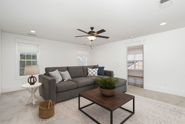 619 W Spring St, Lebanon, TN 37087