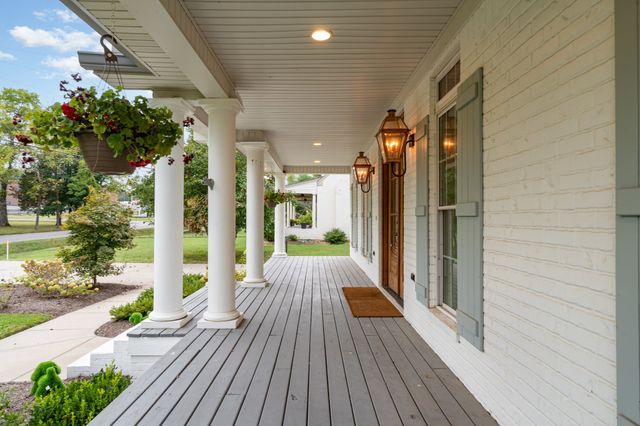 619 W Spring St, Lebanon, TN 37087