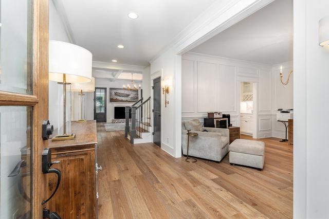 619 W Spring St, Lebanon, TN 37087