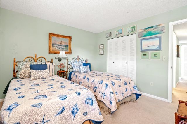 34 Veronese Ct, St Augustine, FL 32086