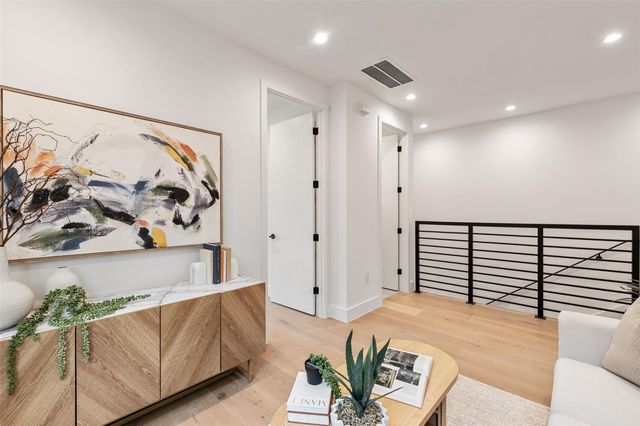 2611 Oak Crest Ave A, Austin, TX 78704