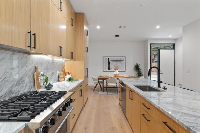 2611 Oak Crest Ave A, Austin, TX 78704