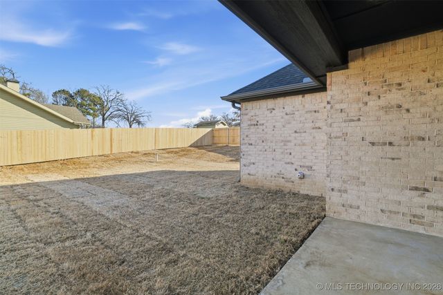 1900 Boxer Lane, Durant, OK 74701