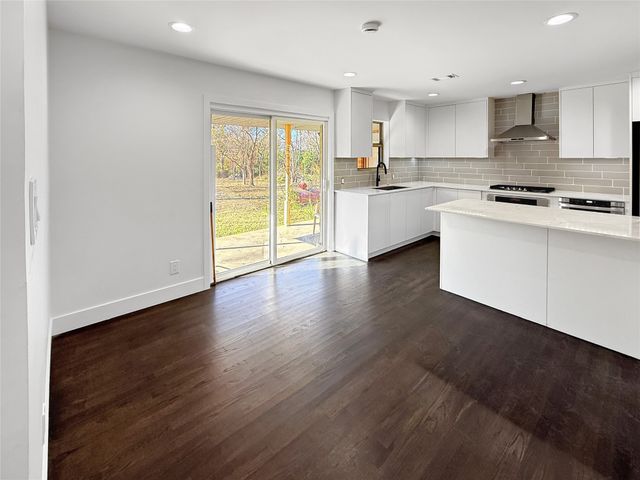 425 Cheshier Road, Lancaster, TX 75146