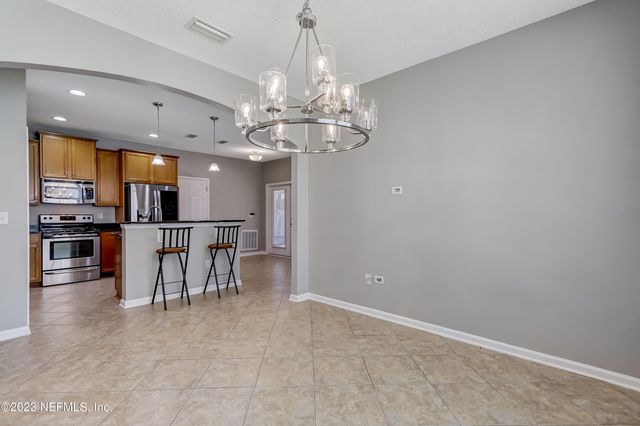 1931 DERRINGER Road, Jacksonville, FL 32225