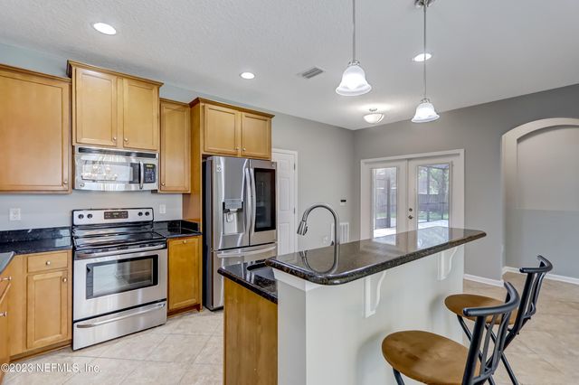 1931 DERRINGER Road, Jacksonville, FL 32225
