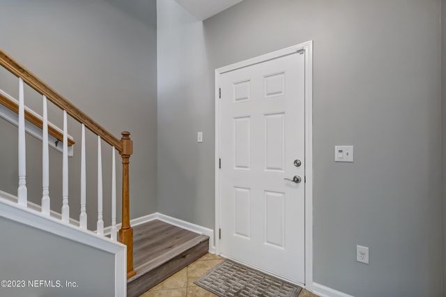 1931 DERRINGER Road, Jacksonville, FL 32225