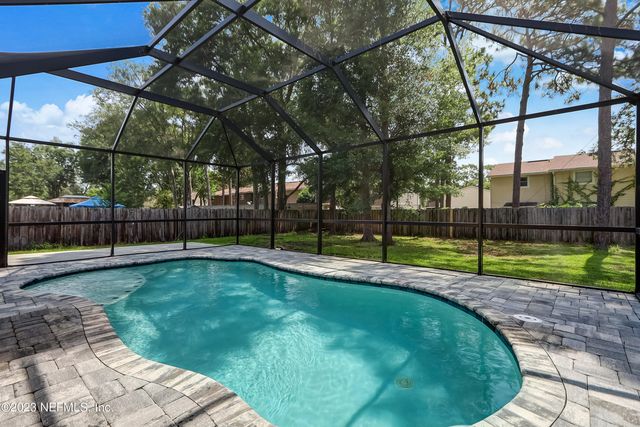 1931 DERRINGER Road, Jacksonville, FL 32225