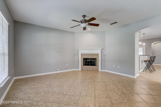 1931 DERRINGER Road, Jacksonville, FL 32225
