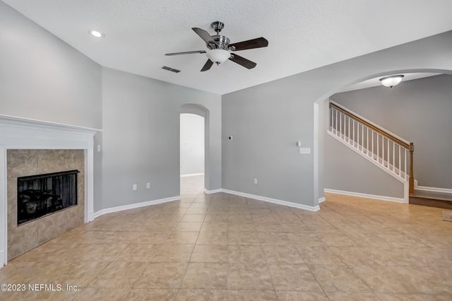 1931 DERRINGER Road, Jacksonville, FL 32225