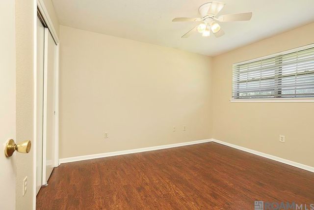 12345 E Robin Hood Dr, Baton Rouge, LA 70815
