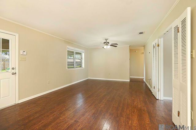 12345 E Robin Hood Dr, Baton Rouge, LA 70815