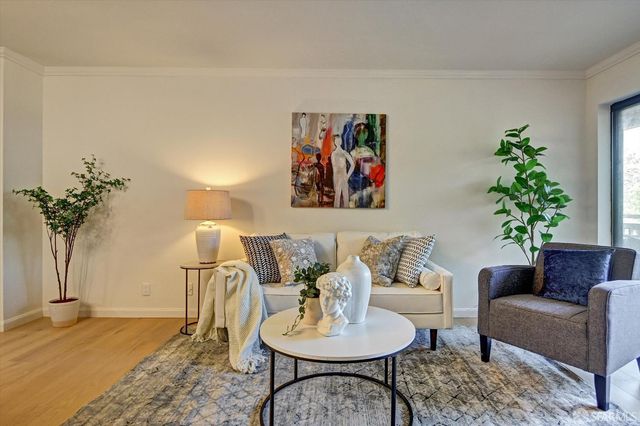 306 Oak Court, Daly City, CA 94014