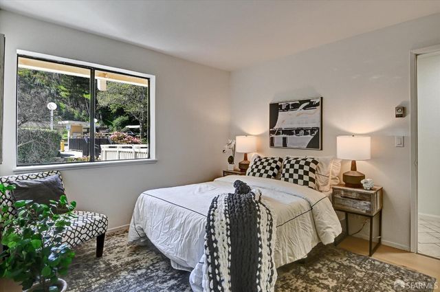 306 Oak Court, Daly City, CA 94014