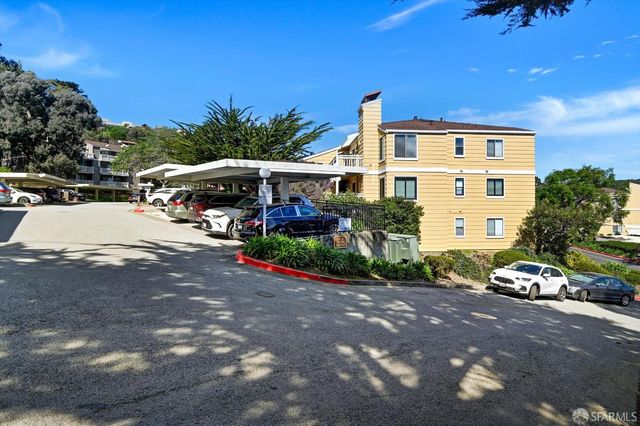 306 Oak Court, Daly City, CA 94014