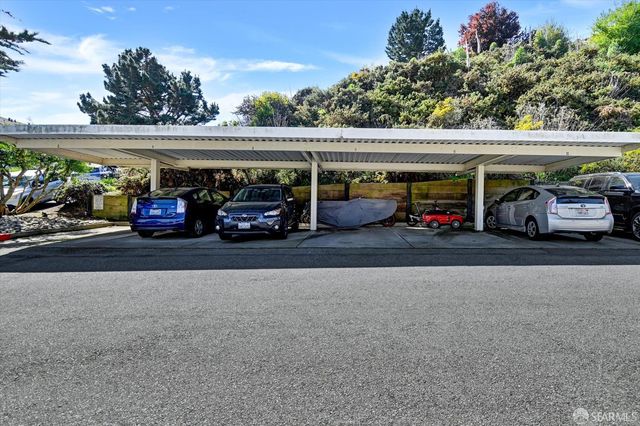 306 Oak Court, Daly City, CA 94014