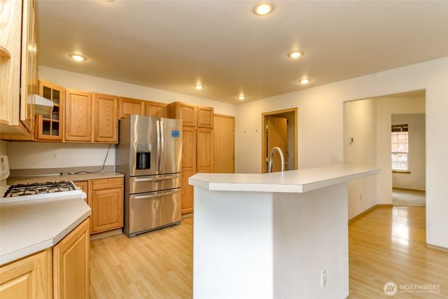 12101 30th St E, Edgewood, WA 98372