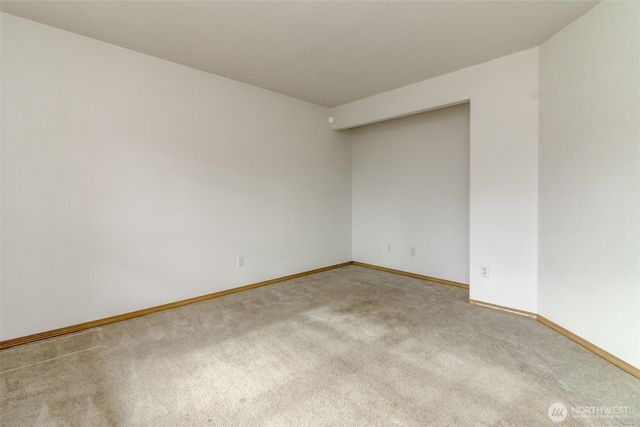 12101 30th St E, Edgewood, WA 98372