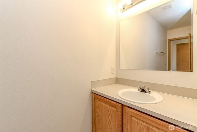 12101 30th St E, Edgewood, WA 98372