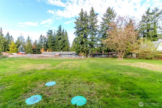 12101 30th St E, Edgewood, WA 98372