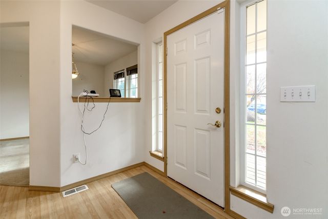 12101 30th St E, Edgewood, WA 98372