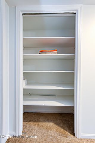 521 Zorn Ave APT D2, Louisville, KY 40206