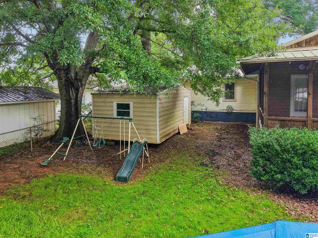 2440 22ND STREET N, Hueytown, AL 35023