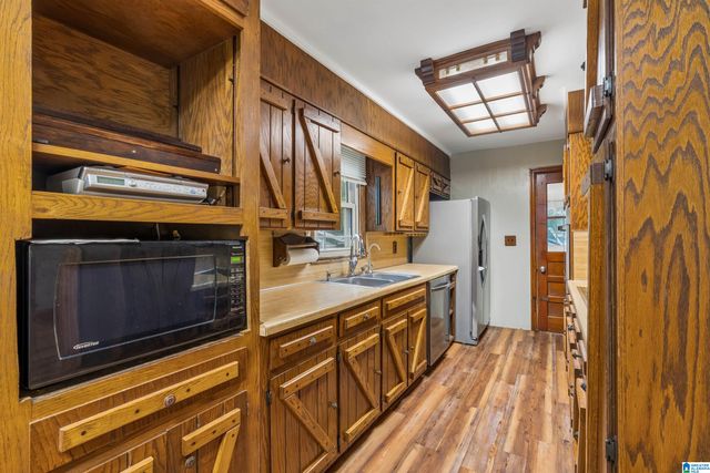 2440 22ND STREET N, Hueytown, AL 35023